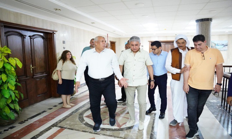 محافظ مطروح يستقبل وزير السياحة والآثار في مستهل زيارته للمحافظة