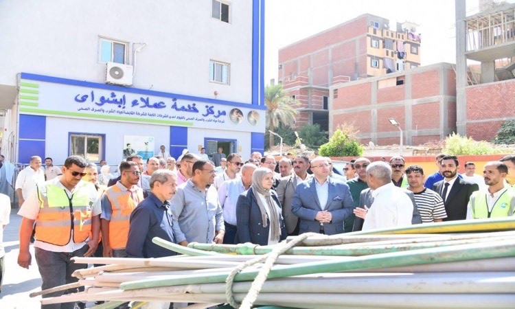 محافظ الفيوم: إجراءات رادعة للمتعدين على خطوط مياه الشرب وإحالتهم للني