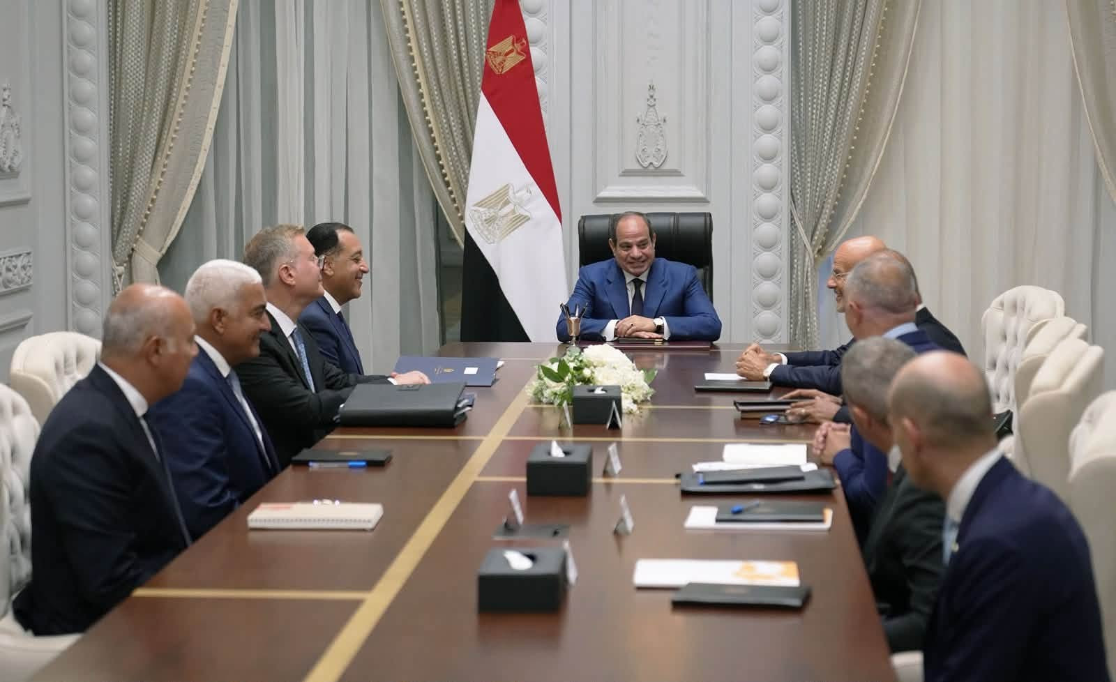 الرئيس
