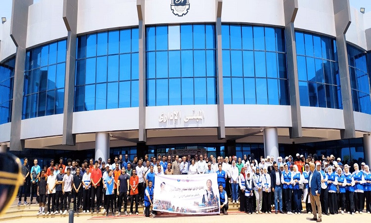نائب وزير الصحة تتابع تنفيذ الاستراتيجية الوطنية للسكان والتنمية بأسوا
