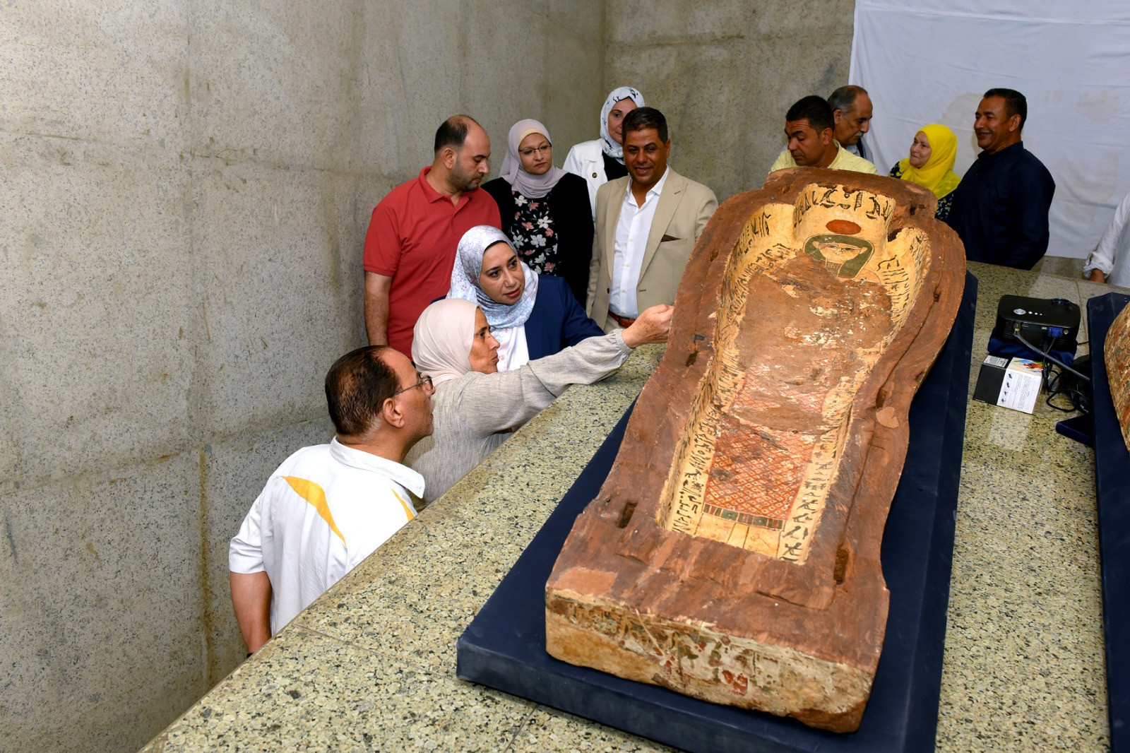 وتعزيز الوعي الأثري