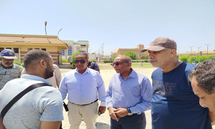 السكرتيرالعام يتفقد شاطئ بورسعيد للتأكد من جاهزية فرق الإنقاذ وانتشار