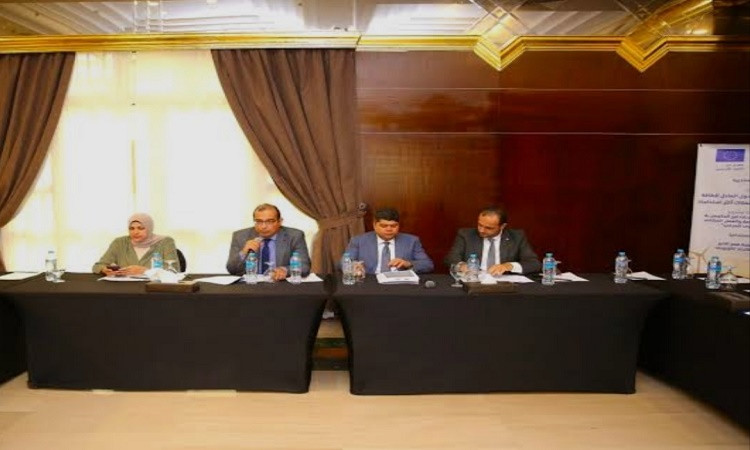التحول للطاقة المستدامة يتطلب تكاملًا بين الحكومة والقطاع الخاص والمجت