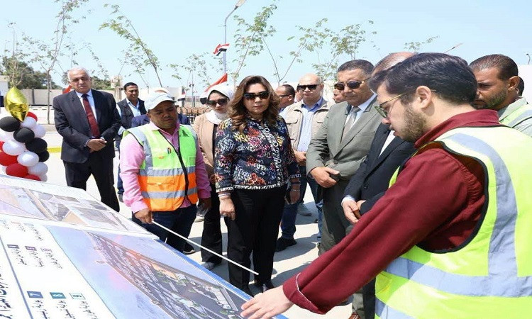 وزيرة التنمية المحلية ومحافظ القليوبية يفتتحان وحدة احتجازالمضبوطات با