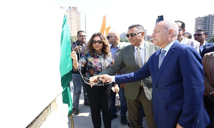 وزيرة التنمية المحلية ومحافظا القليوبية والقاهرة يفتتحون كوبري الأميري