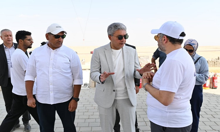 مشروع البالون الثابت بمنطقة أهرامات الجيزة