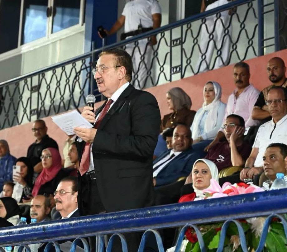 وزير الشباب والرياضة