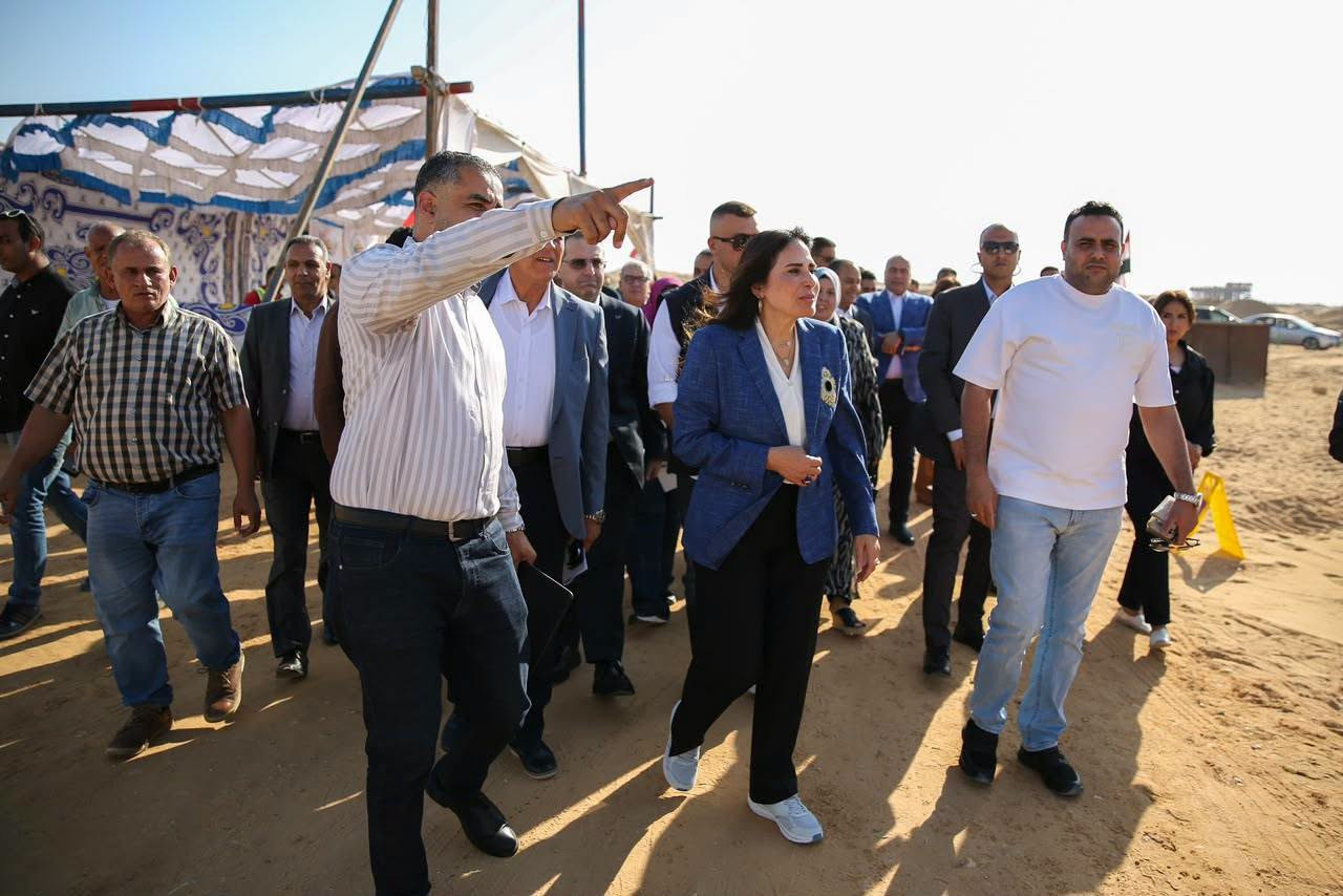 وزيرة الاسكان