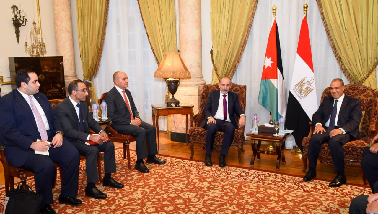 وزير الخارجية