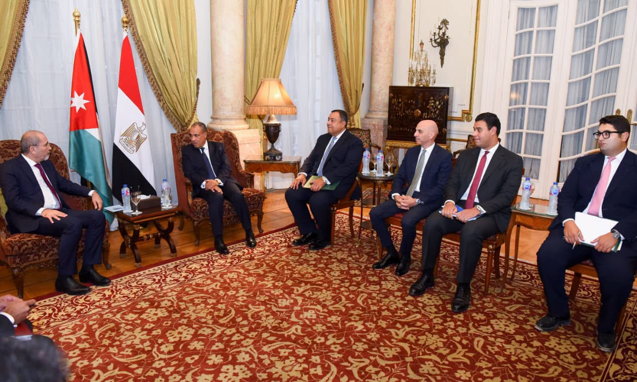 وزير الخارجية