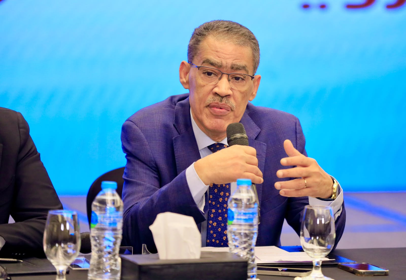 وزيرا التعليم والدولة للإعلام يعقدان جلسة نقاشية مع رؤساء تحرير الصحف