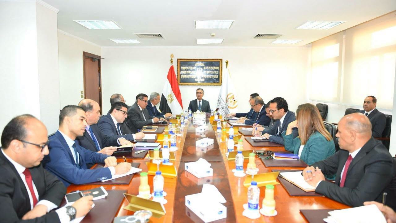 وزير التموين