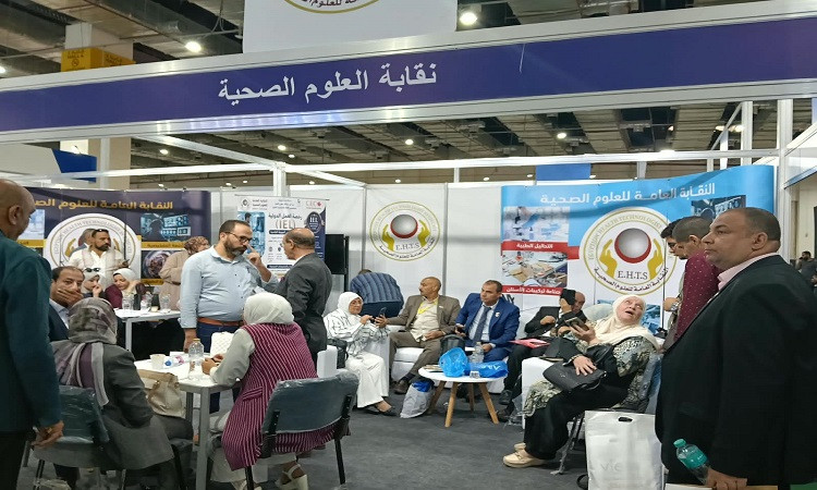 العلوم الصحية تستقبل مئات الطلاب بجناحها في 