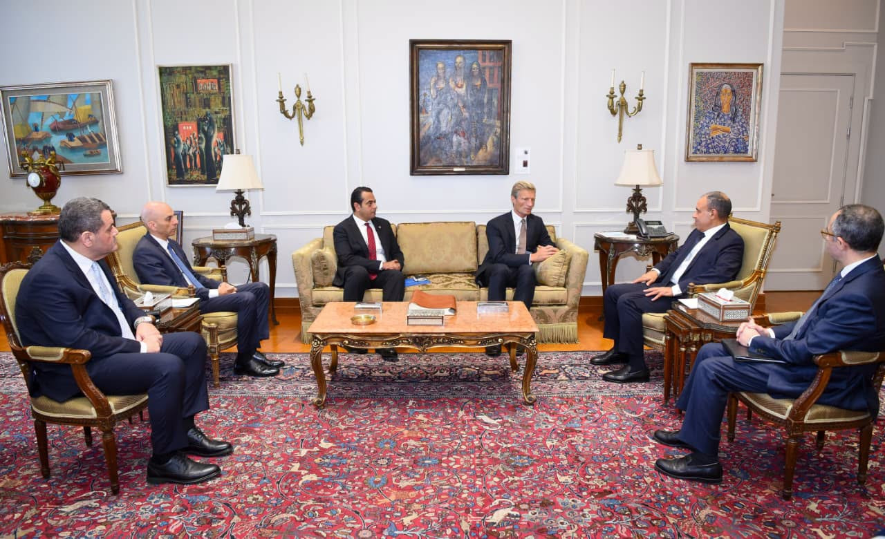 وزير الخارجية