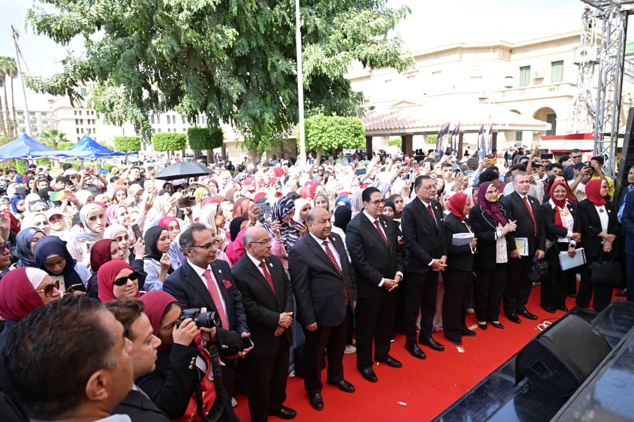 جامعة القاهرة