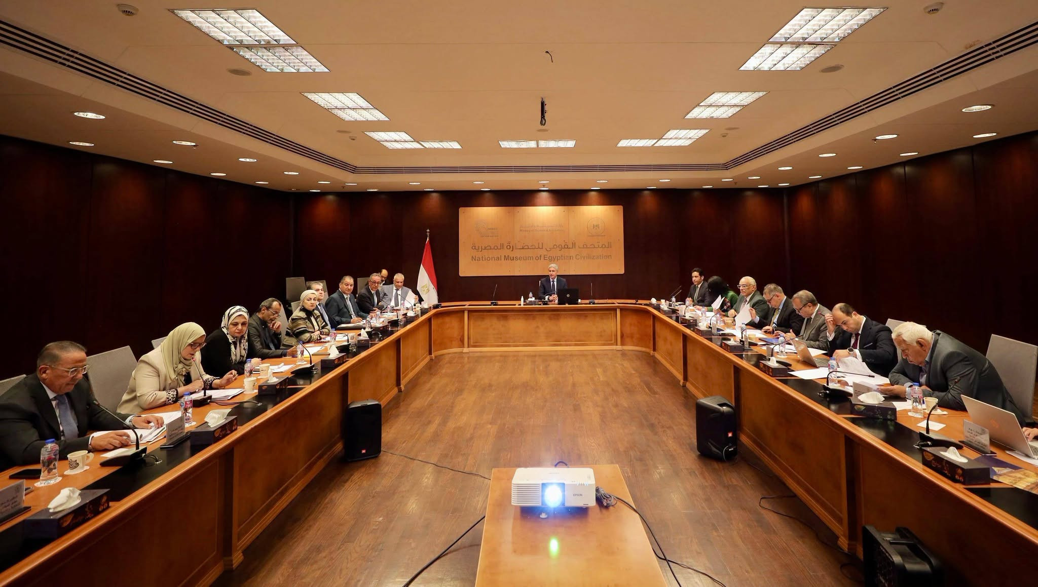 وزير السياحة