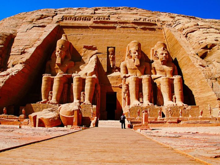 يوم السياحة