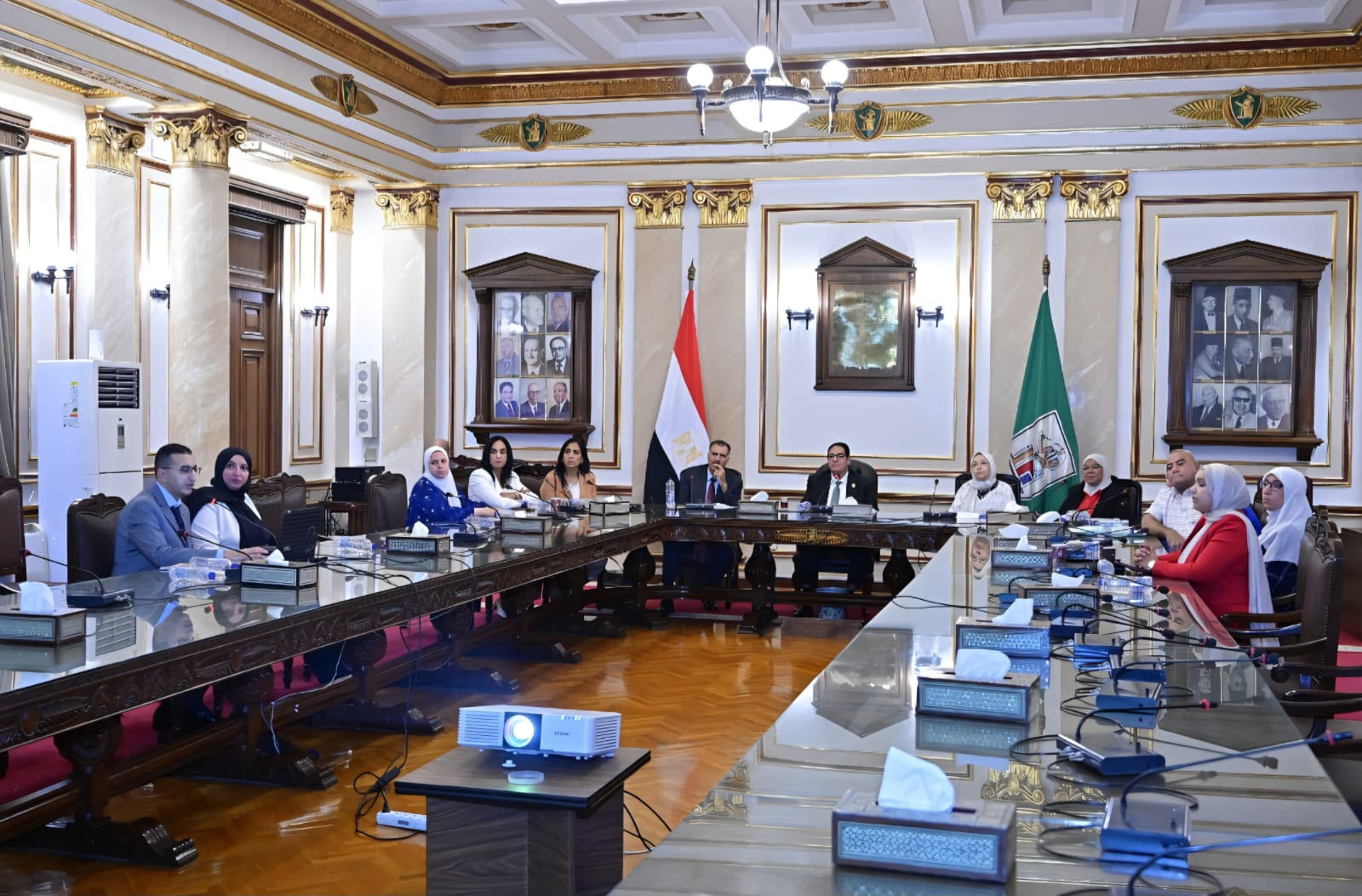 القاهرة