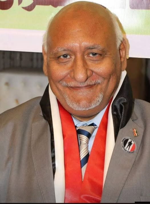 المؤرخ العسكري الكاتب الدكتور أحمد عطية الله ورئيس جمعية أصدقاء المحار