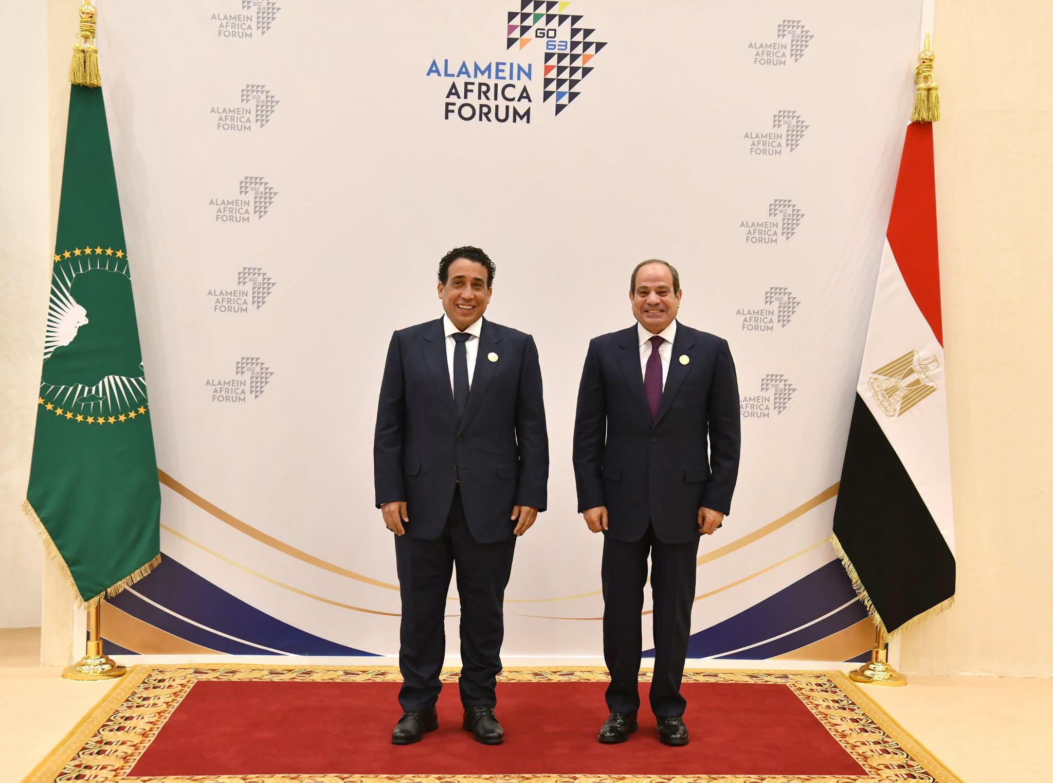الرئيس السيسي يفتتح