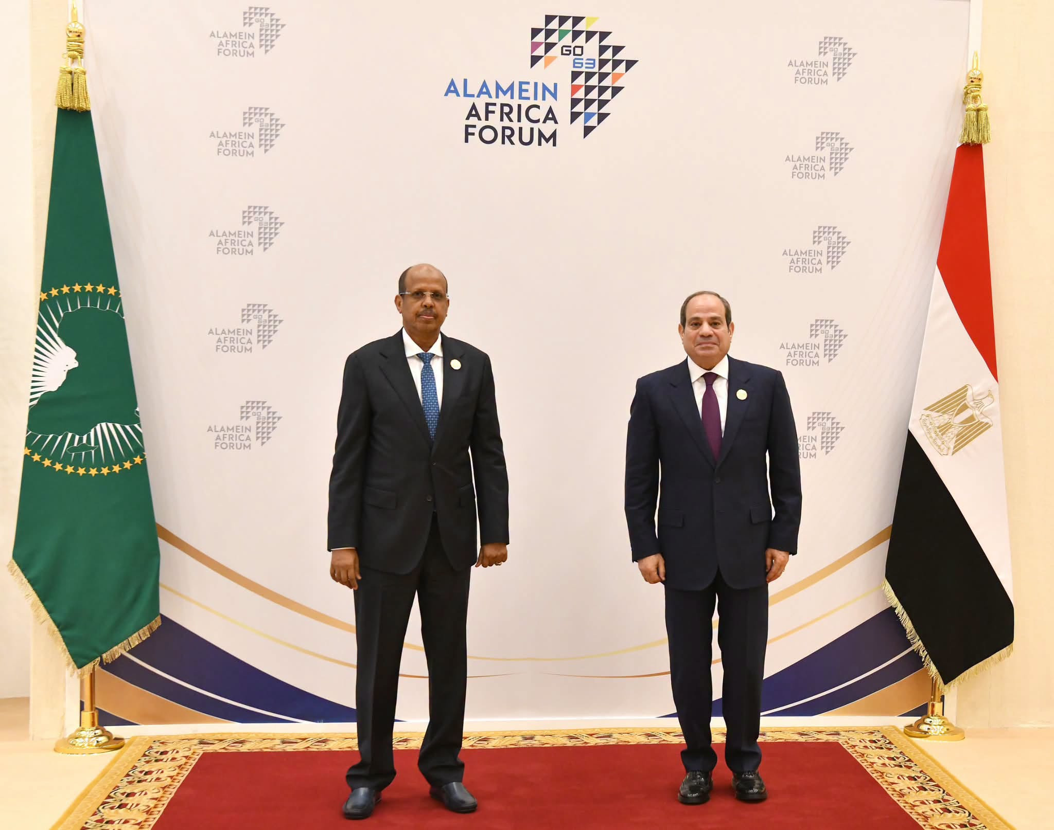 الرئيس السيسي يفتتح