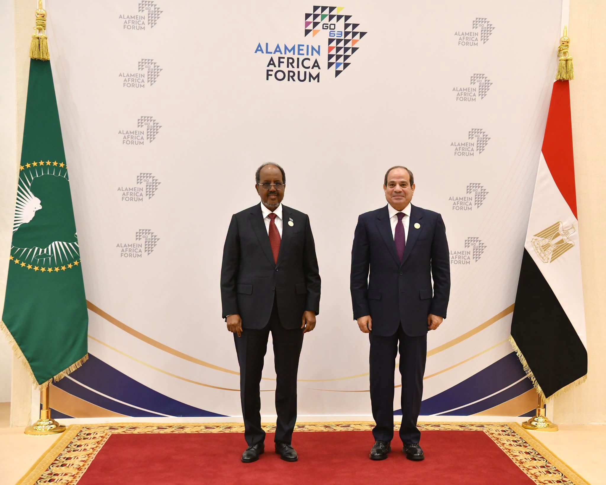 الرئيس السيسي يفتتح