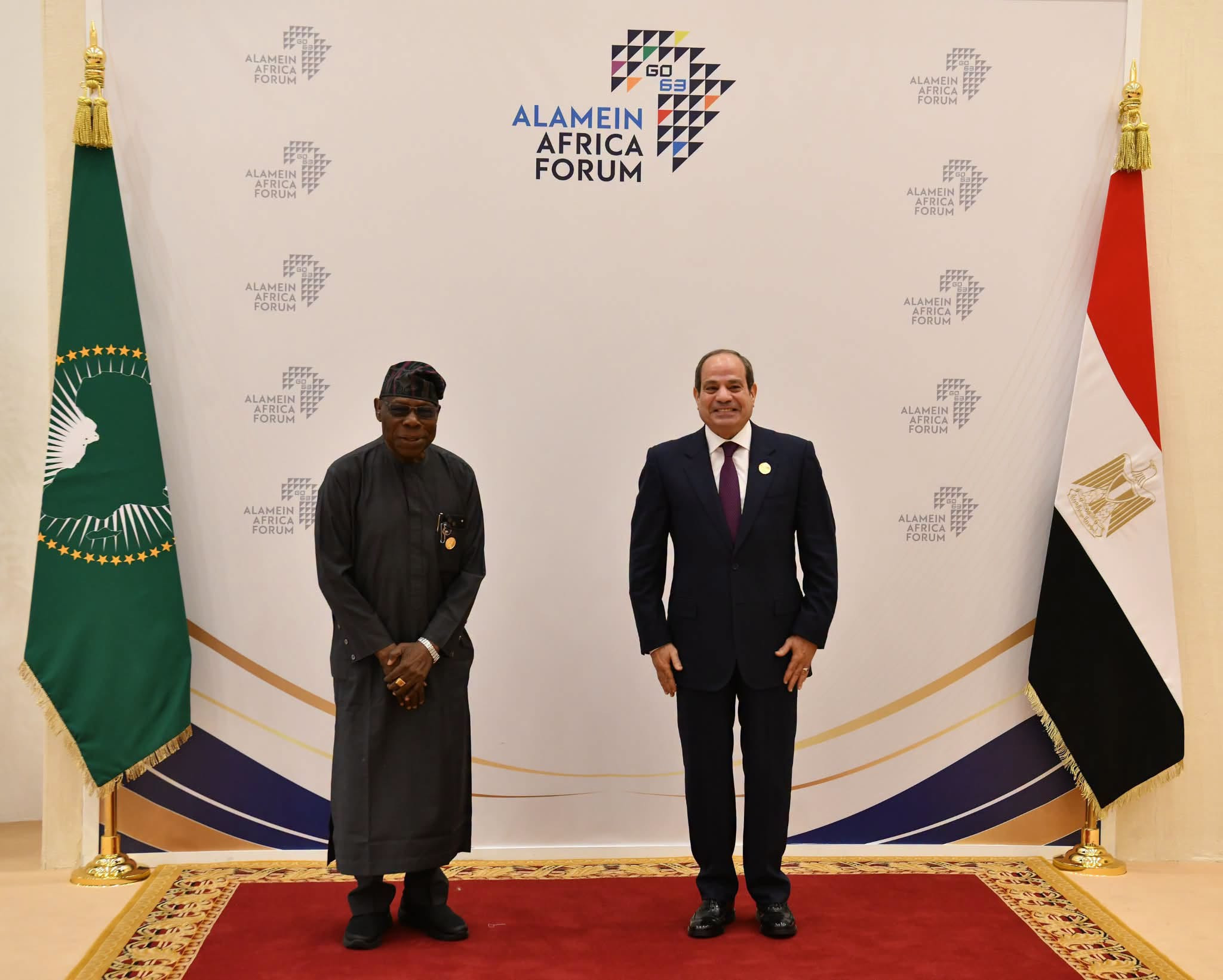 الرئيس السيسي يفتتح