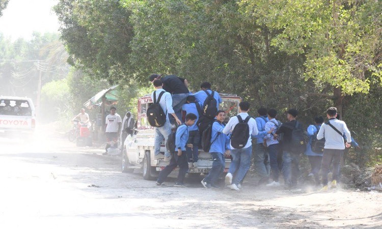 محافظ الفيوم يوجه بسحب رخصة سيارة أجرة لقيام سائقها&nbsp;