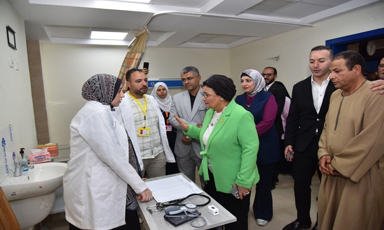 نائب وزير الصحة تتابع بالمنيا&nbsp;حملة &laquo;هنتغير علشان ولادنا&raquo;