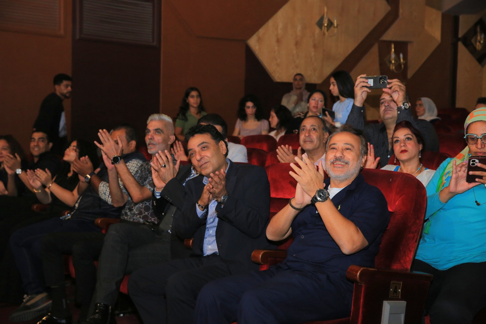 اجازة سعيدة