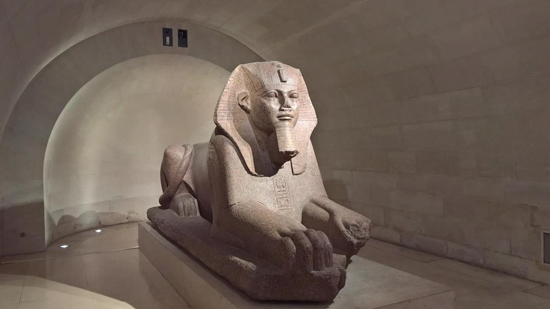 اثار مصر في اللوفر