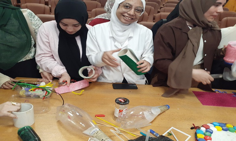 جامعة الفيوم تنظم ندوة وورشة عمل حول إعادة التدوير بكلية التمريض