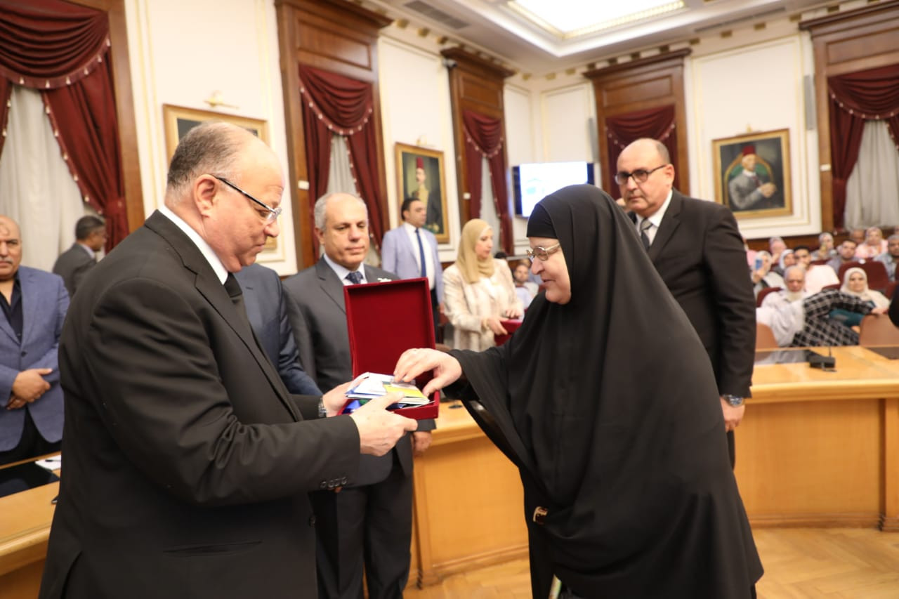 محافظ القاهرة