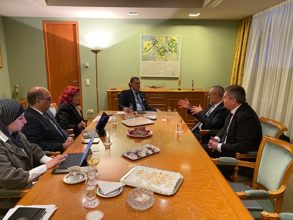 وزير السياحة والآثار