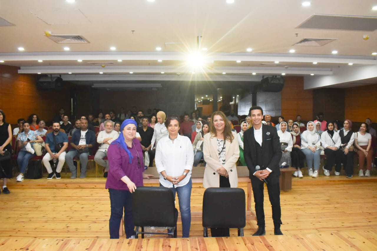 ورشة الكاتبة مريم نعوم