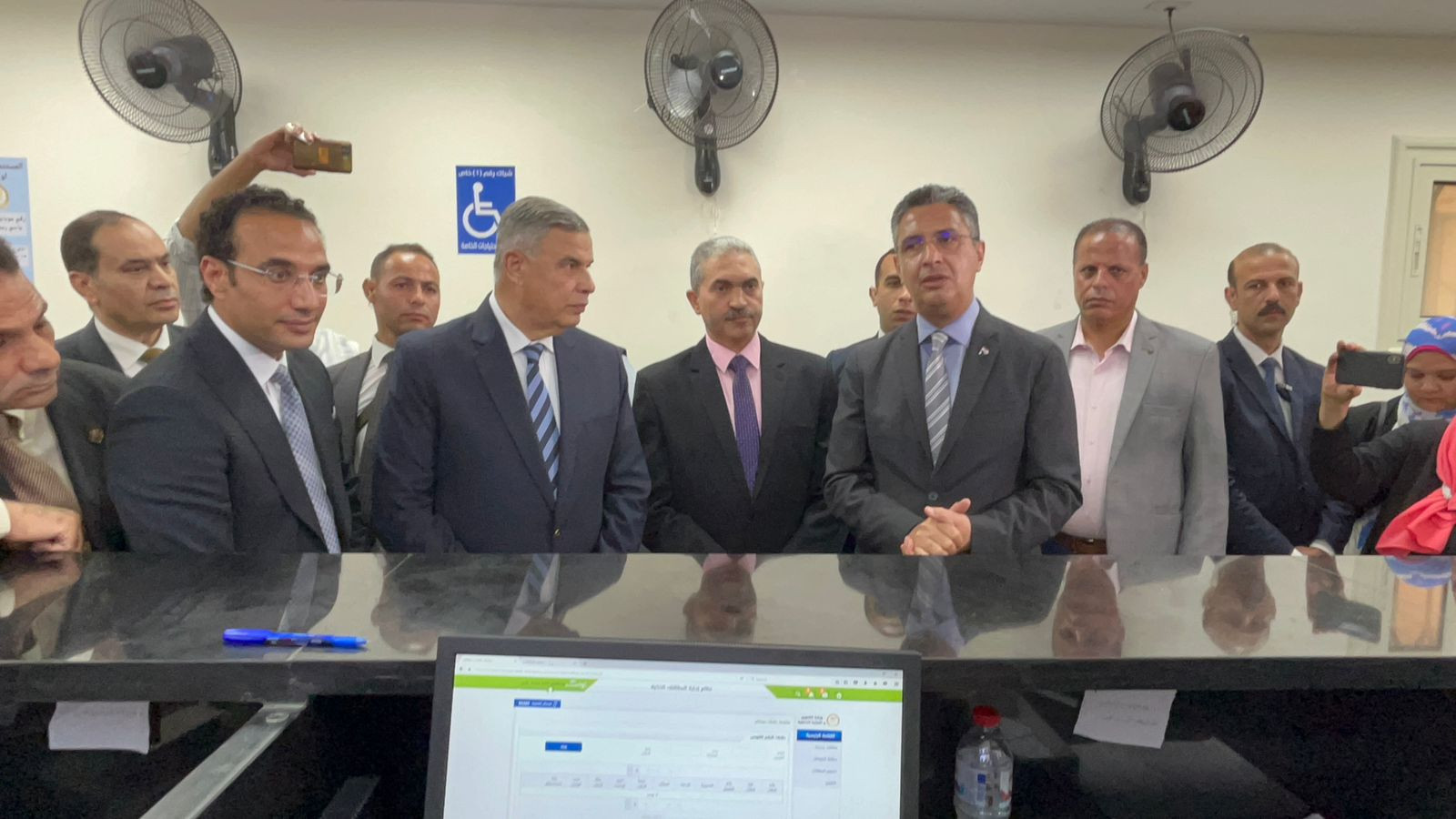 وزير التموين