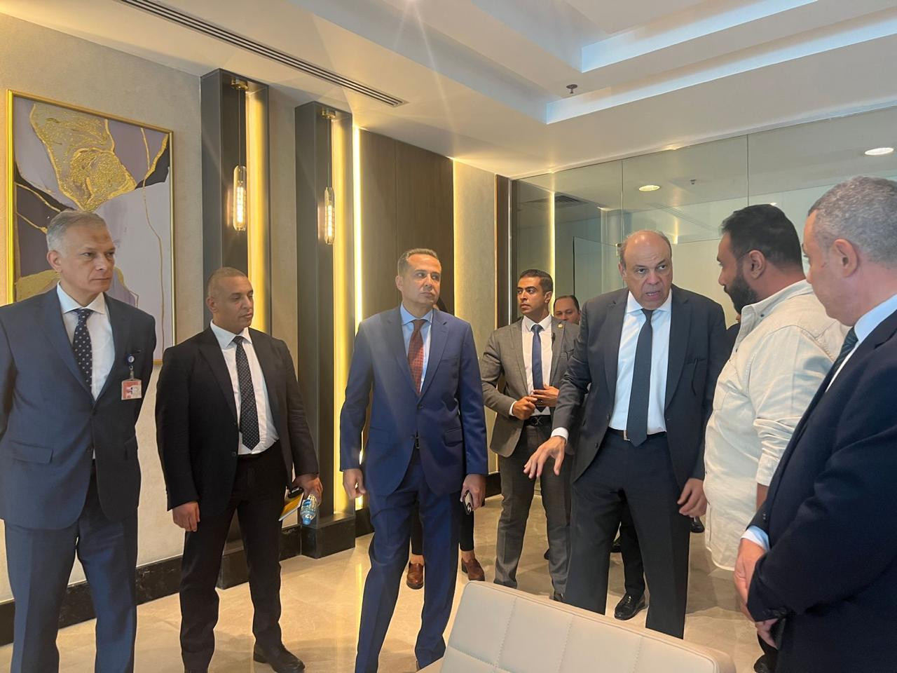 وزير الطيران المدني