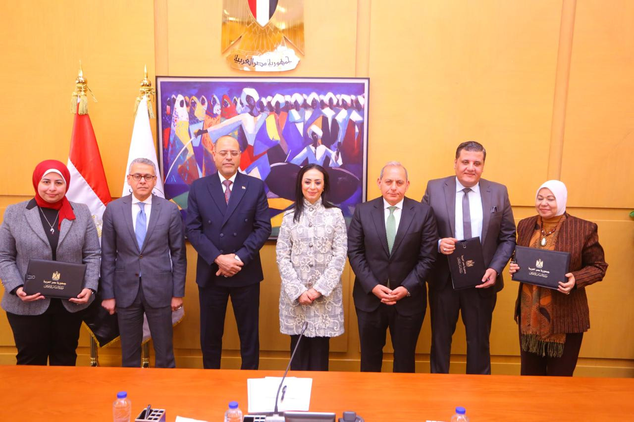 التضامن والعمل