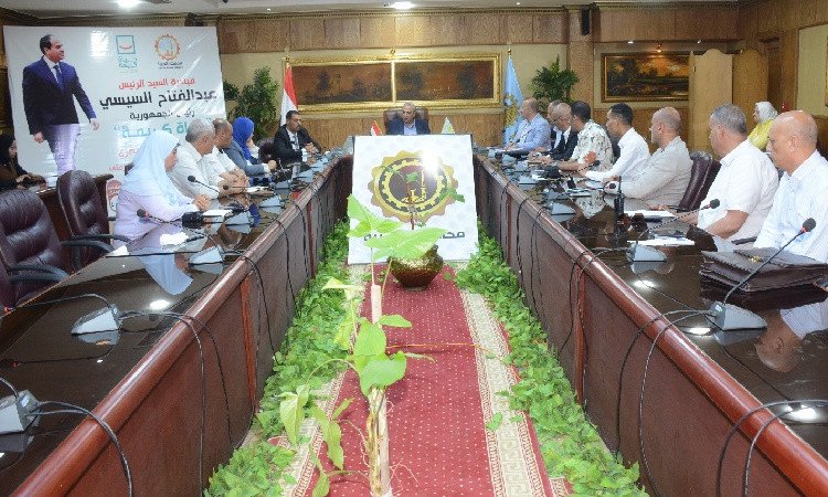 محافظ الغربية ــ اجتماع