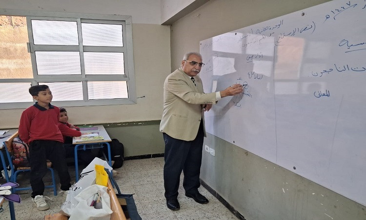 مدير تعليم القليوبية يتفقد انتظام العملية التعليمية بمدرسة الفريق الشا