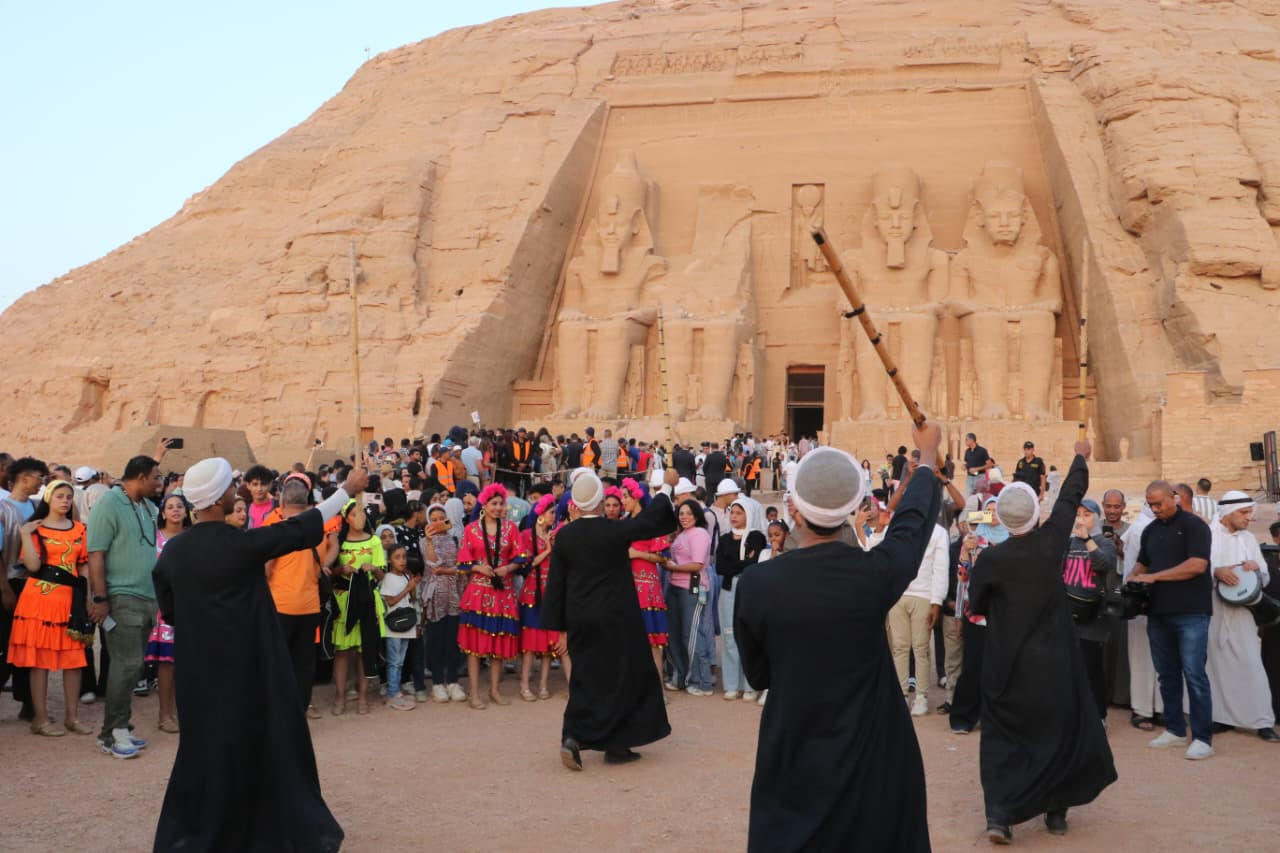 تعامد الشمس مهرجان