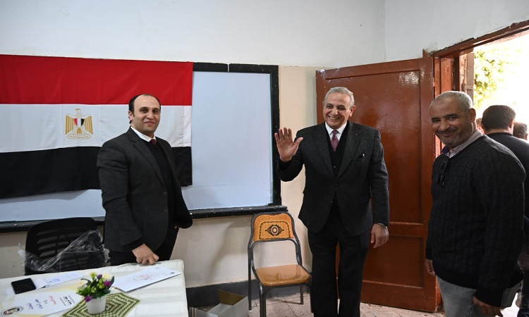 محافظ الغربية يتابع ميدانيًا لجان جولة الإعادة بقرى مركز طنطا