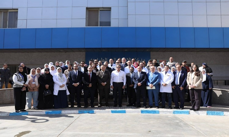 محافظ القليوبية ووزير الصحة يتفقدان النموذج المرجعي للسكتة الدماغية